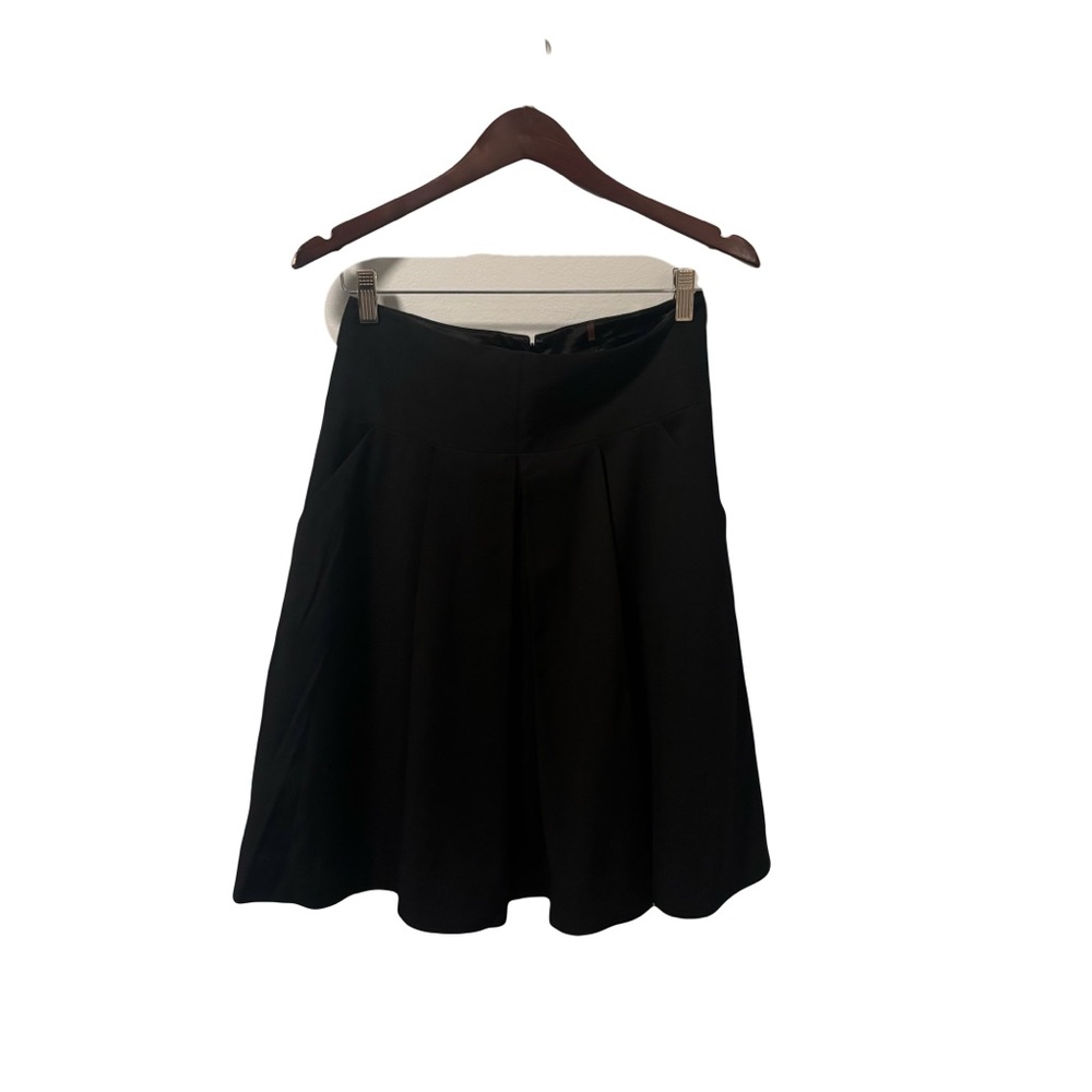 Elie Tahari Black A-Line Skirt